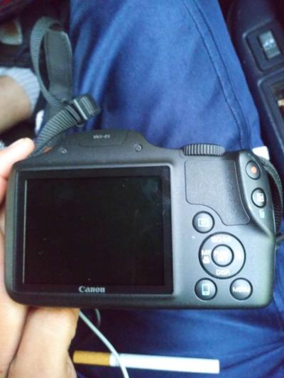 Canon camera - Thumbnail 2