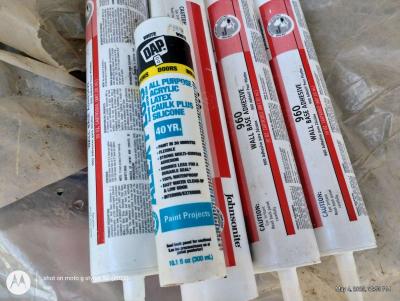 4 30 ounce cartridges of 960 wall base adhesive - Thumbnail 4