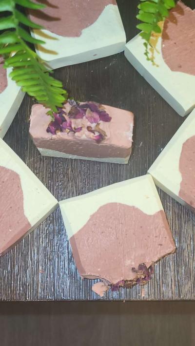 handmade Rose Petal Soap Bar - Thumbnail 3