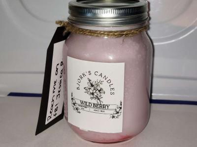 Handmade 16 oz Mason Jar Candle - Thumbnail 3