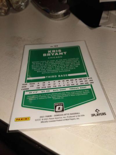 2021 Panini optic Kris Bryant - Thumbnail 2