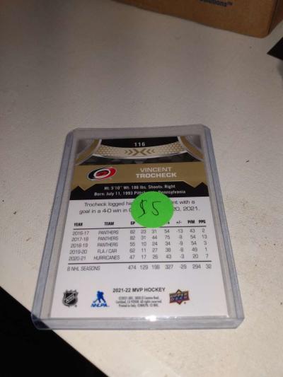 upper Deck MVP 2021 gold autograph Vincent trocheck - Thumbnail 2