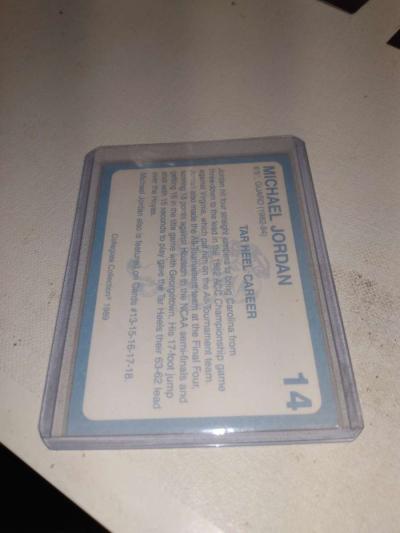 1989 collegiate collection card number 14 Michael Jordan - Thumbnail 2