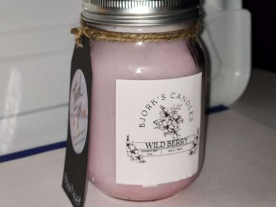Handmade 16 oz Mason Jar Candle - Thumbnail 2