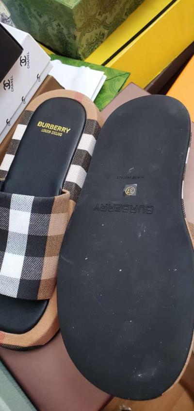 bb slipper size 7 - Thumbnail 2