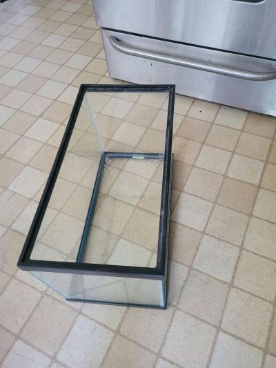 25 gallon tank and topper and other hamster items - Thumbnail 2