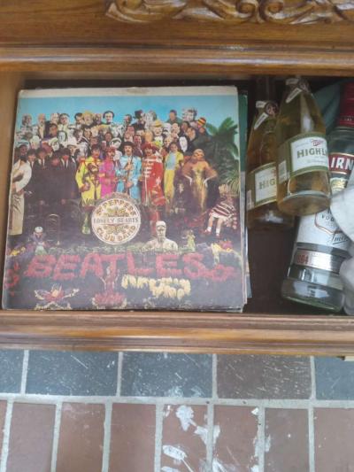 1967 Beatles Sergeant Peppers Lonely Hearts Club Record - Thumbnail 4