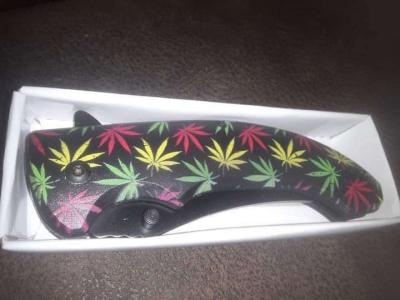 Brand New Cannabis Pocket Knife