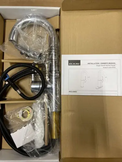 Elkay pull down kitchen faucet new open box - Thumbnail 2