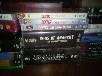 DVDs all genres and tv collections - Thumbnail 4