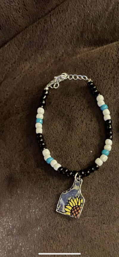 Necklaces and bracelets - Thumbnail 6