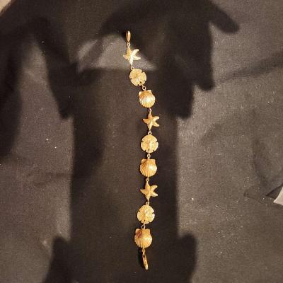 Sanddollar and Starfish Gold Bracelet - Thumbnail 3