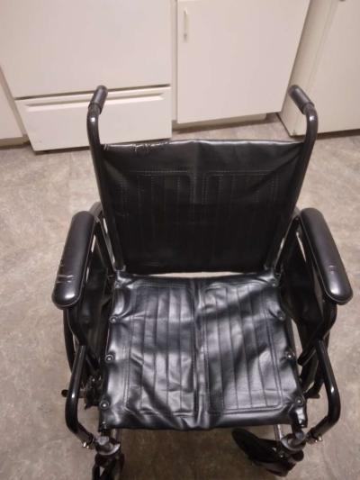 wheelchair - Thumbnail 3