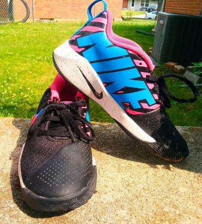 womens Nike Team hustle quick 2 black hot pink running shoes - Thumbnail 4