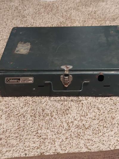 vintage Coleman 2 burner capstone 425f - Thumbnail 3