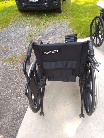 Breezy  Wheelchair - Thumbnail 2