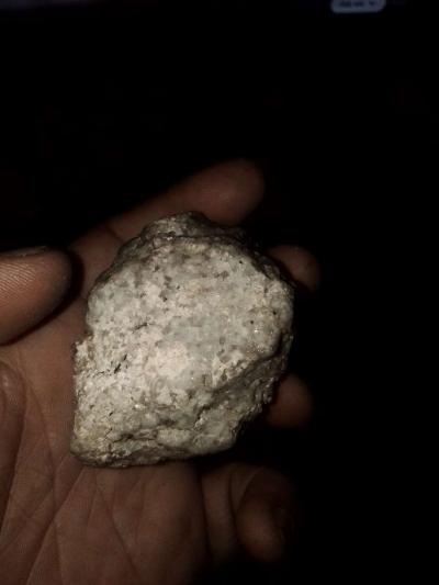 natural rough greyish white diamond can u dig it - Thumbnail 4