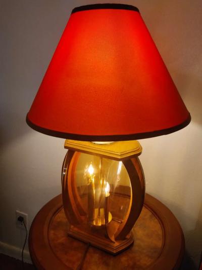2 like new lamps - Thumbnail 3