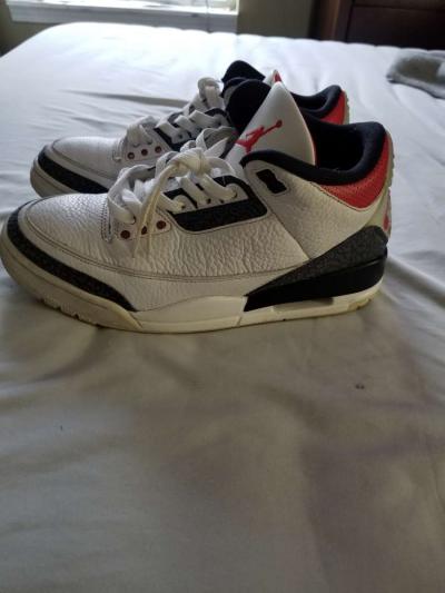 Air Jordan Retro 3s - Thumbnail 5