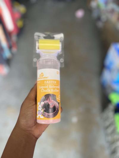 liquid sidewalk chalk roller - Thumbnail 2