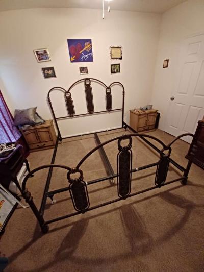 Cast iron king size bed frame Matress and Box Spring Used - Thumbnail 3