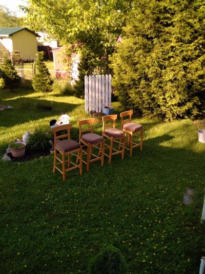 4 bar height wood stools - Thumbnail 4