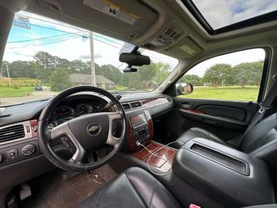 2009 Chevy Tahoe LTZ 4WD - Thumbnail 3