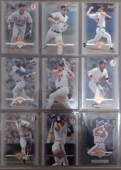 Lot of 54 raw baseball cards - Thumbnail 4
