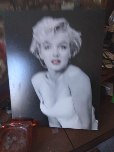 Marilyn Monroe pictures - Thumbnail 2