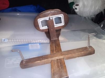 Antique stereoscope viewfinder - Thumbnail 3