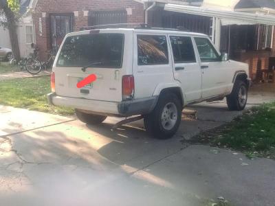 2000 jeep Cherokee sport - Thumbnail 2