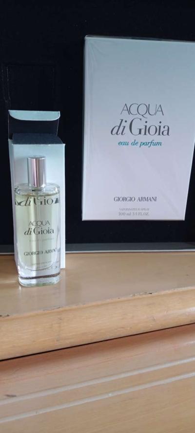 womans perfume - Thumbnail 2