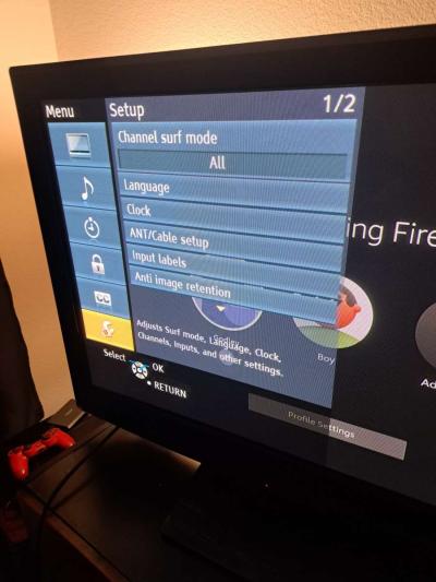 Panasonic 44 in TV - Thumbnail 3