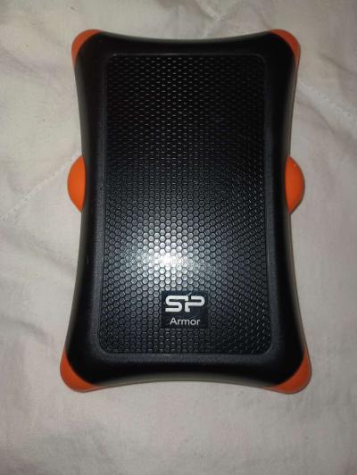 Toshiba satellite laptop 3 one TB external hard drives - Thumbnail 6