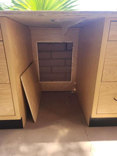 Wine Server Cabinet - Thumbnail 3