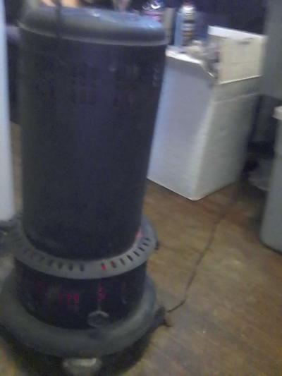 vintage oil heater lamp - Thumbnail 3
