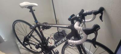 trek full carbon road bike