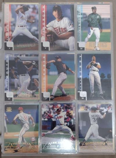 lot of 54 raw baseball cards - Thumbnail 6