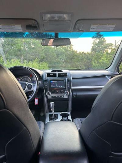 2013 Toyota Camry Luxury Edition - Thumbnail 3