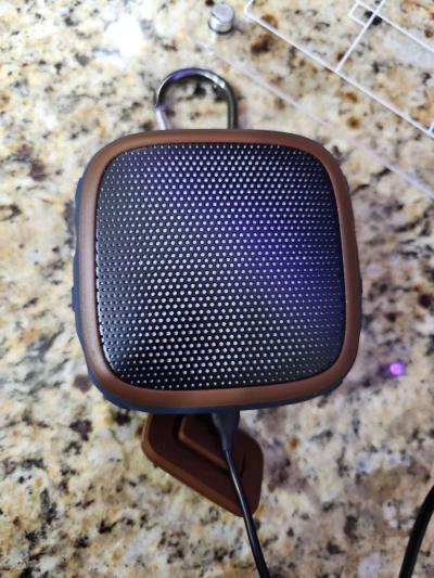 water proof portable speaker - Thumbnail 2
