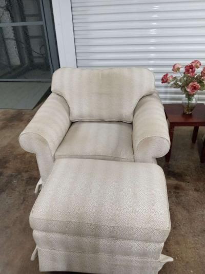 Single Sofa Seat  Ottoman - Thumbnail 2