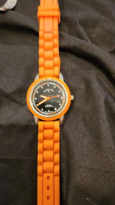 Lueur on Ice Watch - Thumbnail 5