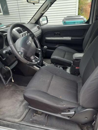 2002 nissan xterra - Thumbnail 4