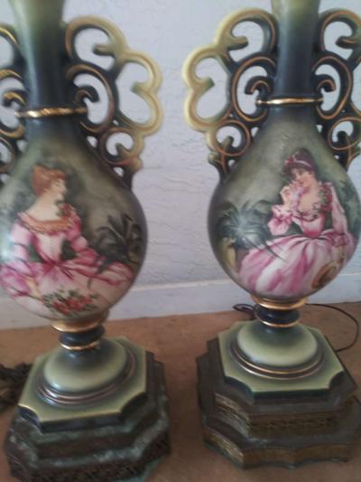French Porcelain Urn Lamps - Thumbnail 3