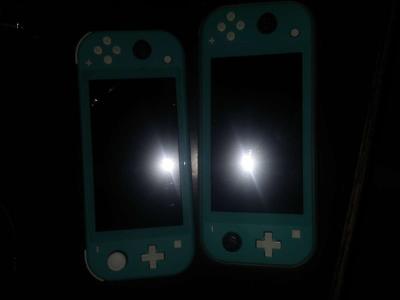 Nintendo switch consoles need screen replacement - Thumbnail 4