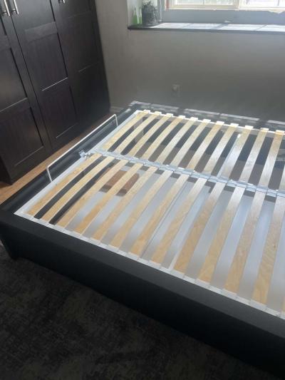 queen bed frame - Thumbnail 6