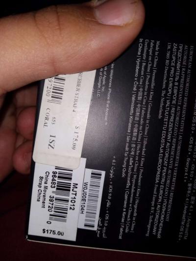 Marc Jacobs hybrid watch and Michael kors smart watch - Thumbnail 2