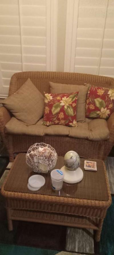 Hampton Bay Wicker Love Seats End Tables and Cofffee Table - Thumbnail 2