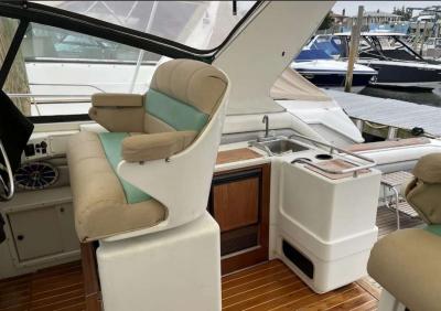 used cabin cruiser boats for sale - Thumbnail 3