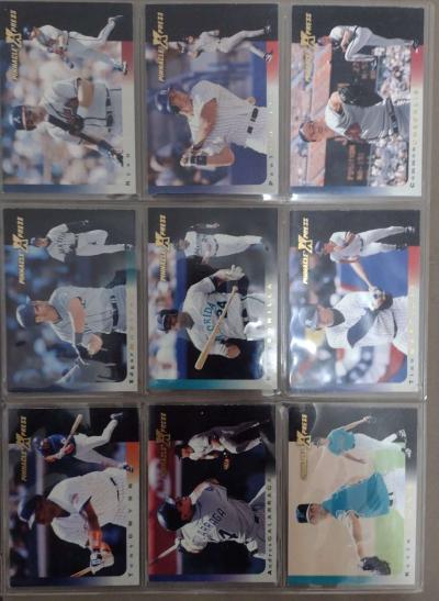 lot of 36 raw baseball cards - Thumbnail 4